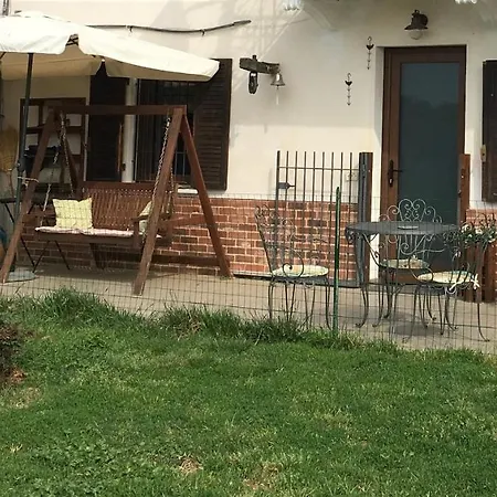 Nocleg ze śniadaniem Cascina Dei Levrieri Capriglio