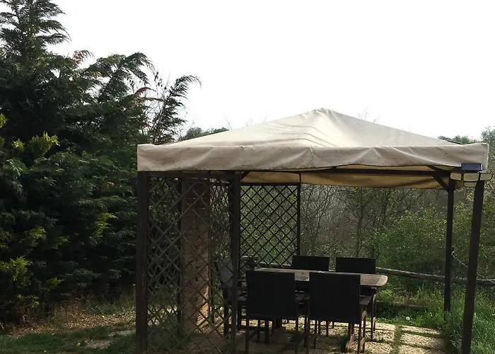 Cascina Dei Levrieri Bed & Breakfast Capriglio